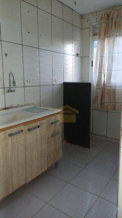 Apartamento à venda com 2 quartos, 48m² - Foto 4