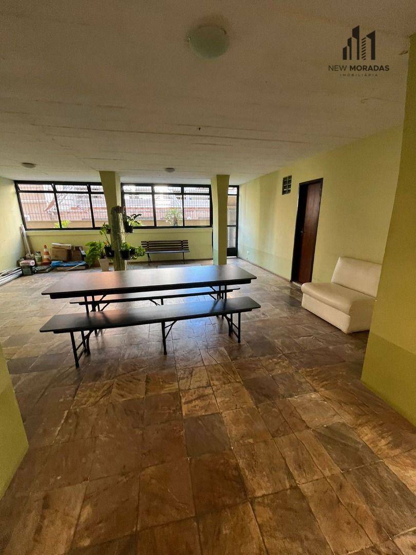 Apartamento à venda com 3 quartos, 128m² - Foto 4