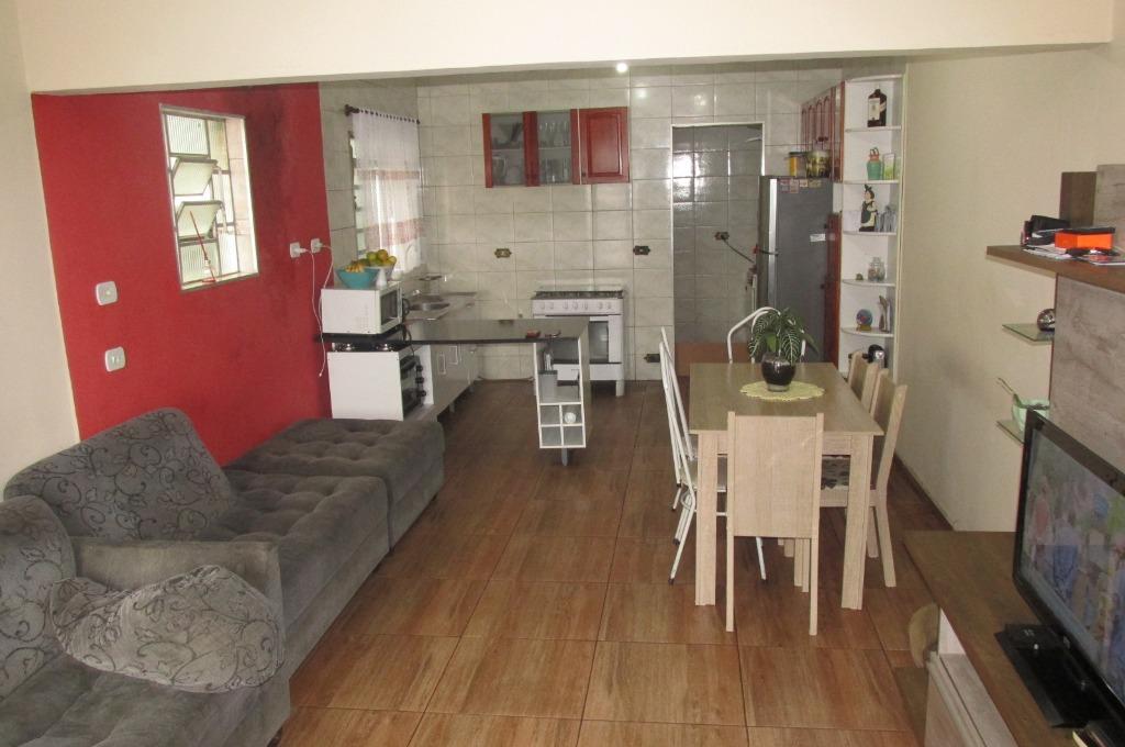 Sobrado à venda com 2 quartos, 305m² - Foto 1