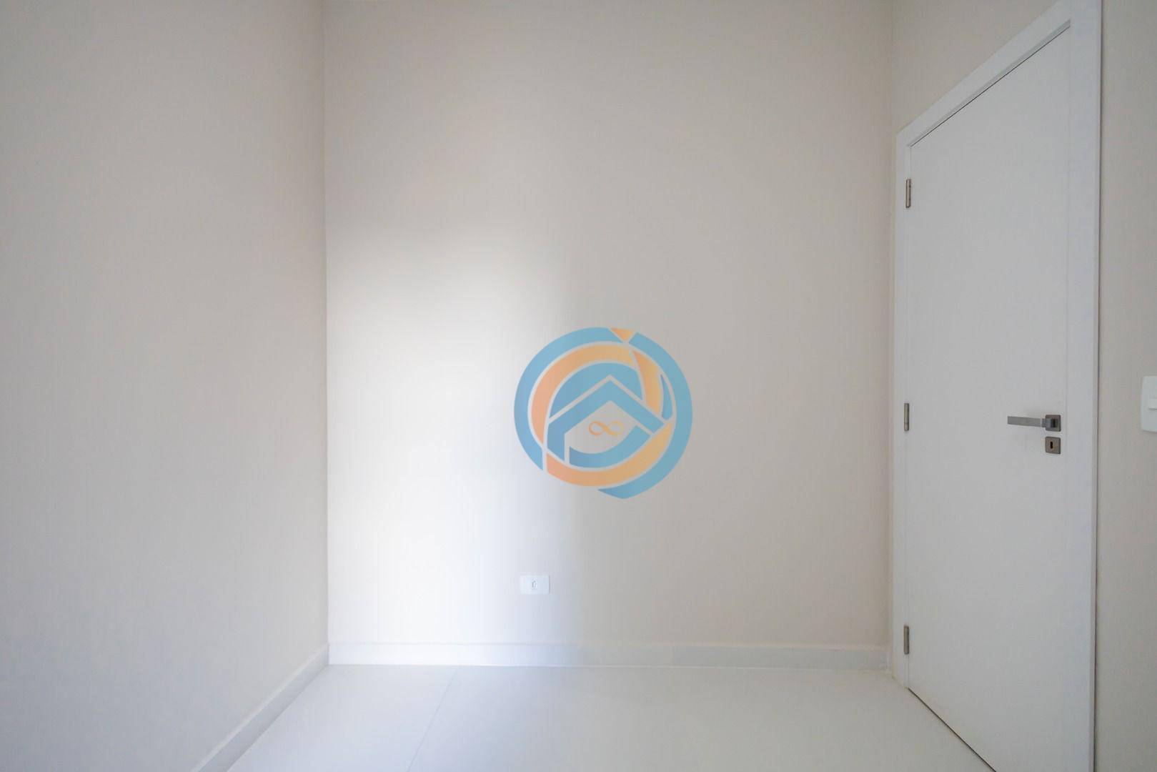 Casa à venda com 2 quartos, 52m² - Foto 15
