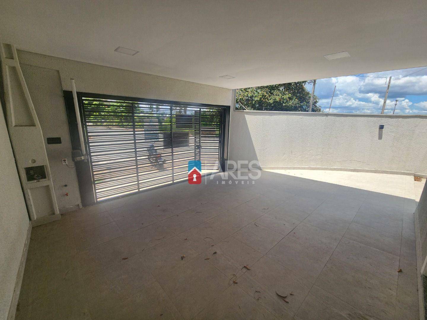 Casa à venda com 3 quartos, 139m² - Foto 3