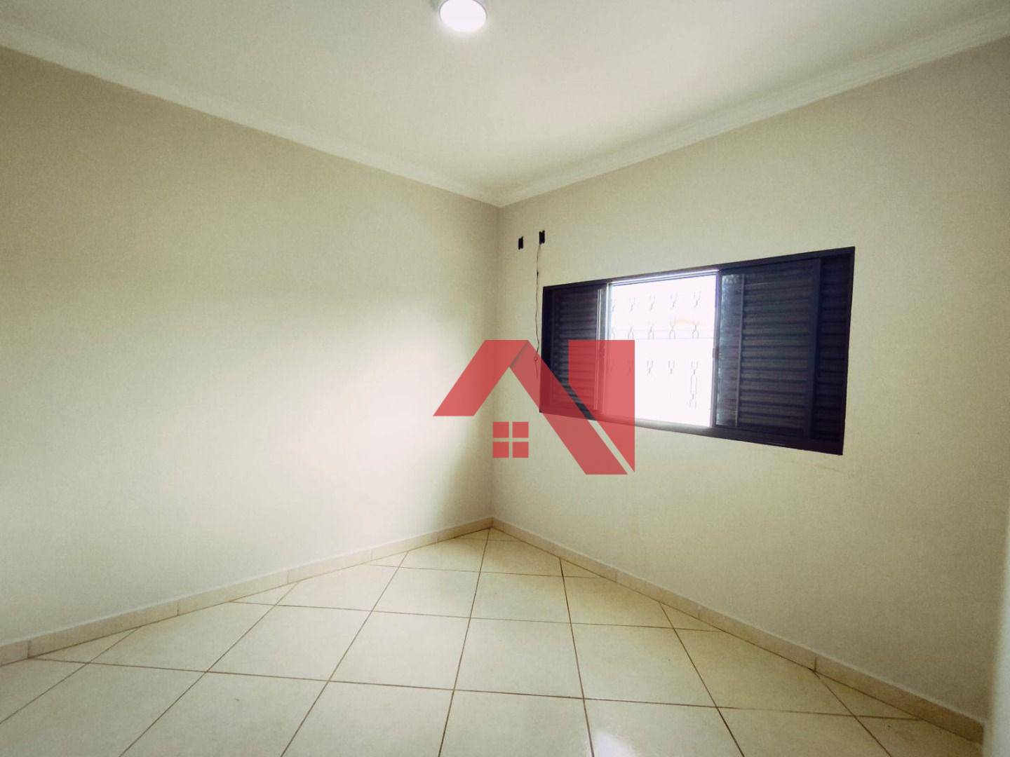 Casa à venda e aluguel com 3 quartos, 165m² - Foto 9