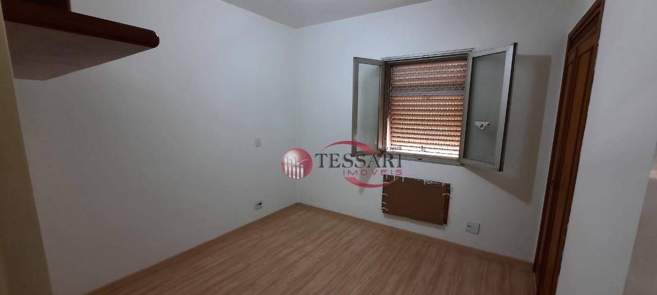 Apartamento à venda com 4 quartos, 150m² - Foto 13