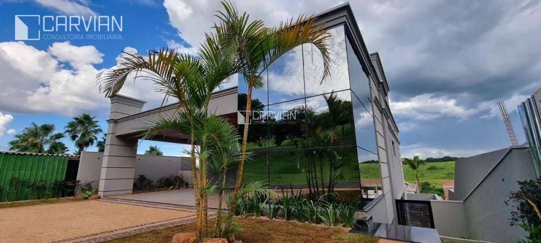 Casa de Condomínio à venda com 4 quartos, 421m² - Foto 2