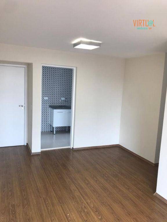 Apartamento à venda com 3 quartos, 69m² - Foto 2