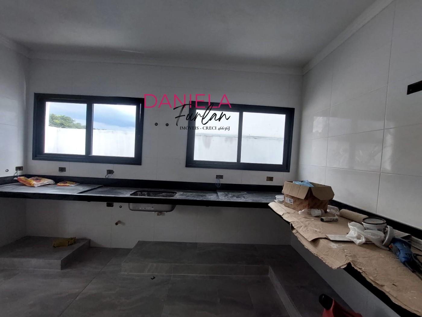 Casa de Condomínio à venda com 4 quartos, 290m² - Foto 7