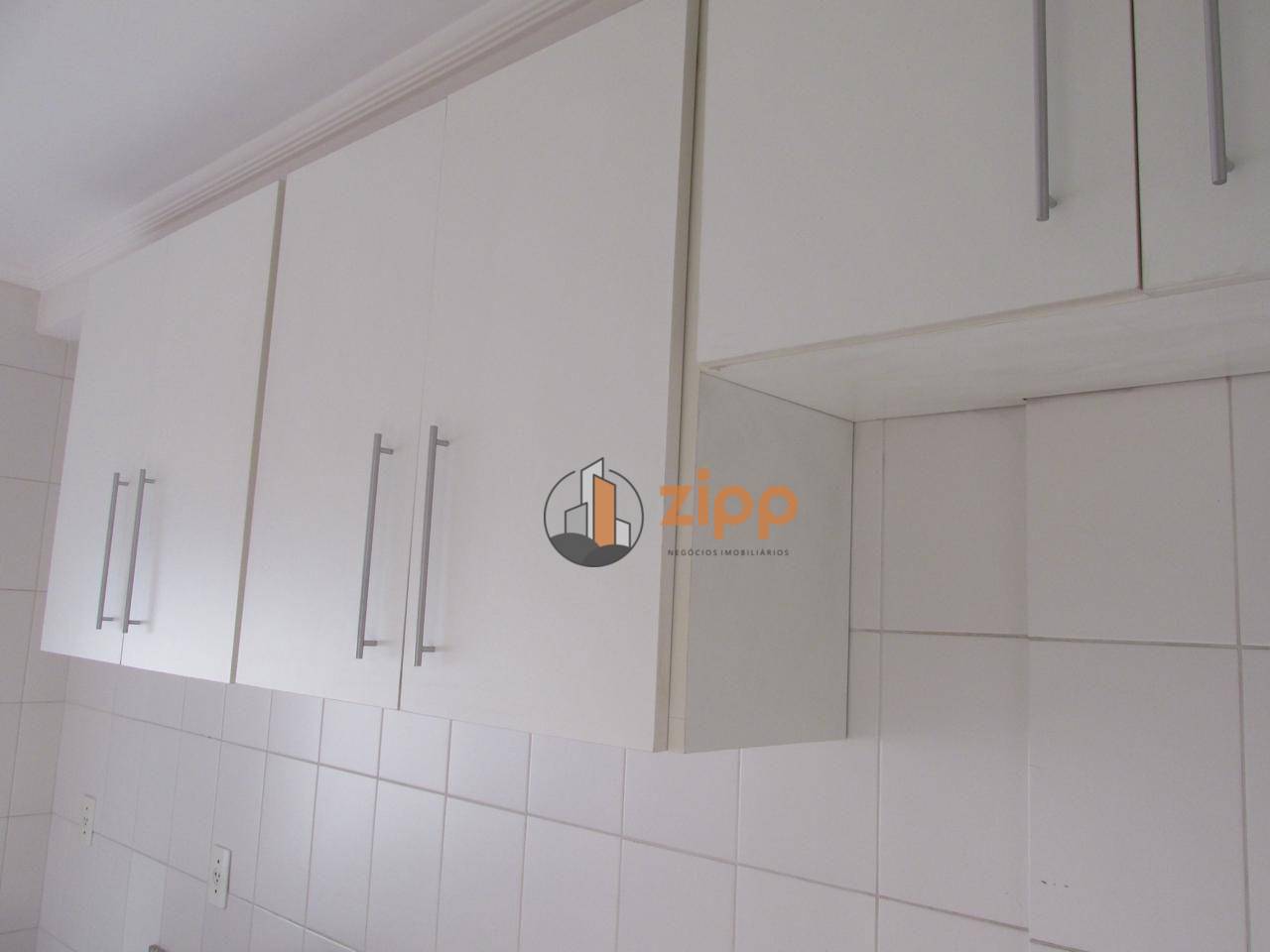 Apartamento à venda com 2 quartos, 68m² - Foto 11