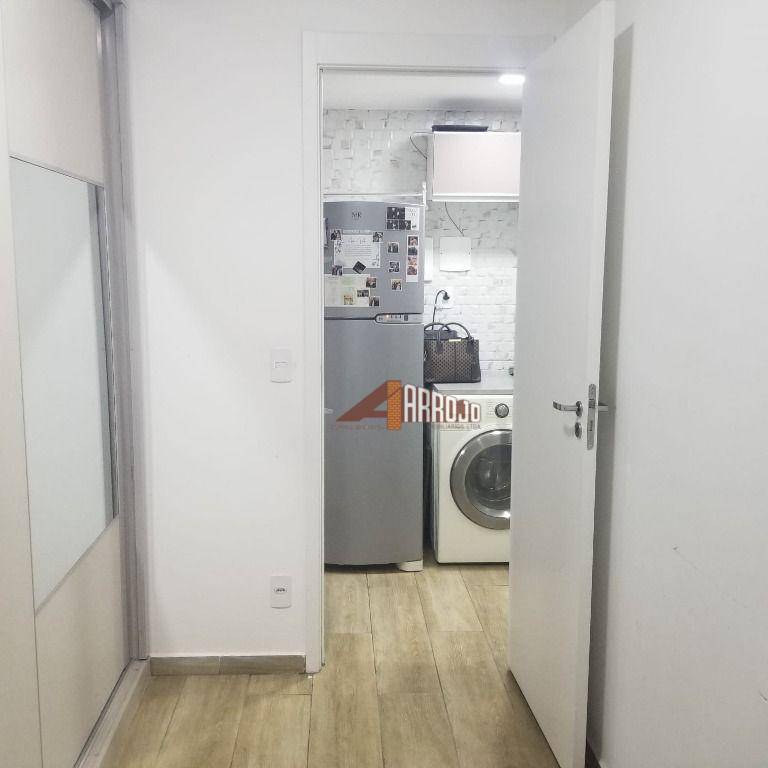 Apartamento à venda com 2 quartos, 38m² - Foto 27