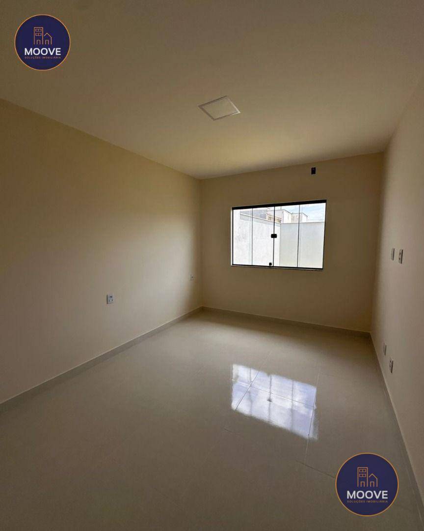 Casa à venda com 2 quartos, 70m² - Foto 12