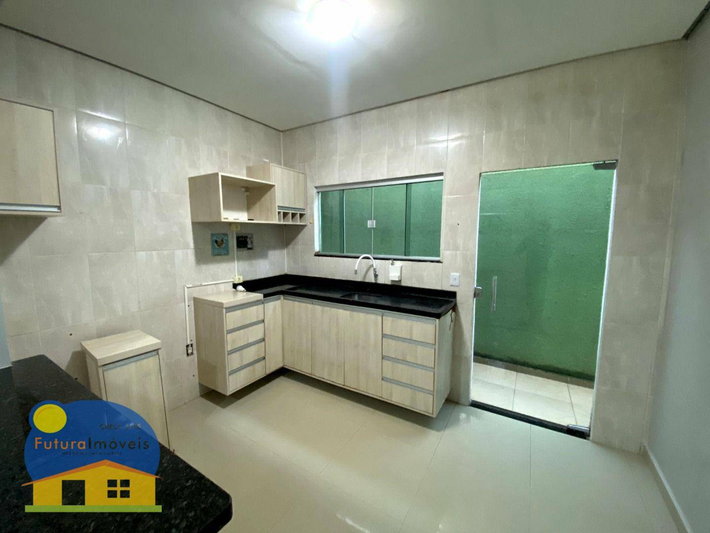 Casa à venda e aluguel com 3 quartos, 100m² - Foto 12