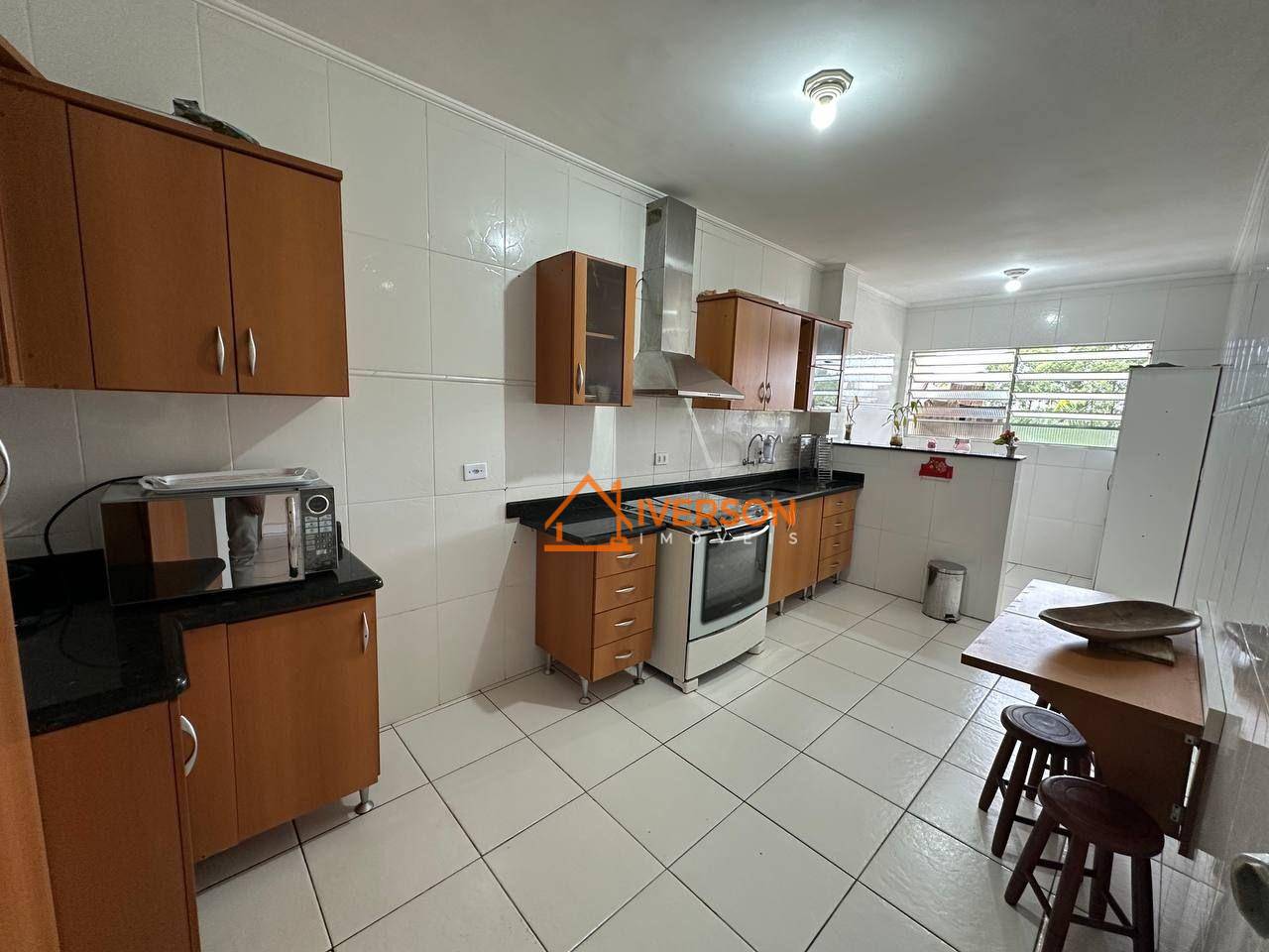 Apartamento à venda com 2 quartos, 90m² - Foto 3