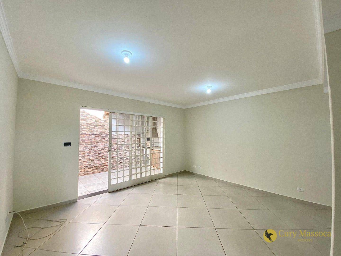 Casa à venda com 3 quartos, 210m² - Foto 15