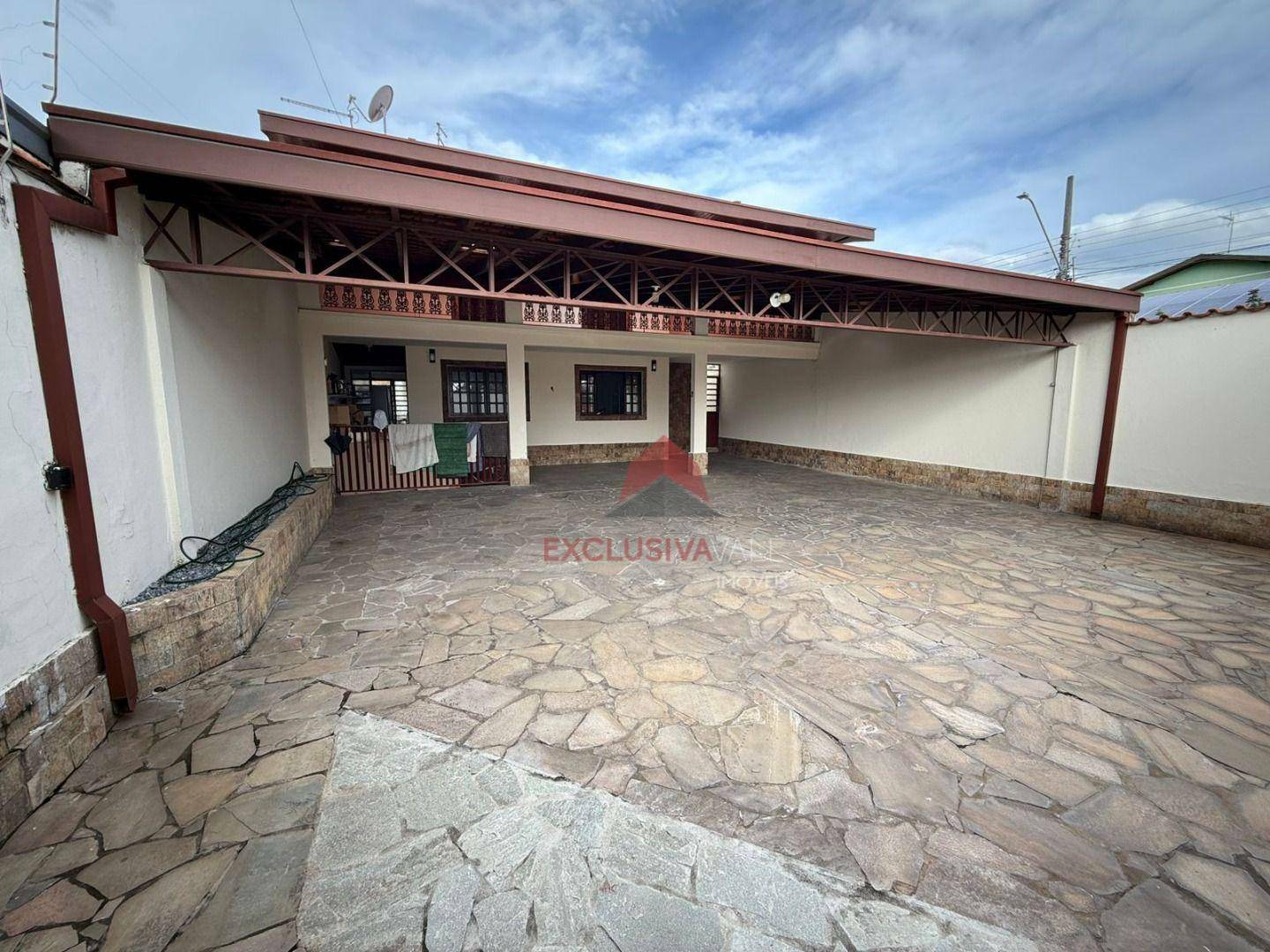 Casa, 4 quartos, 144 m² - Foto 1