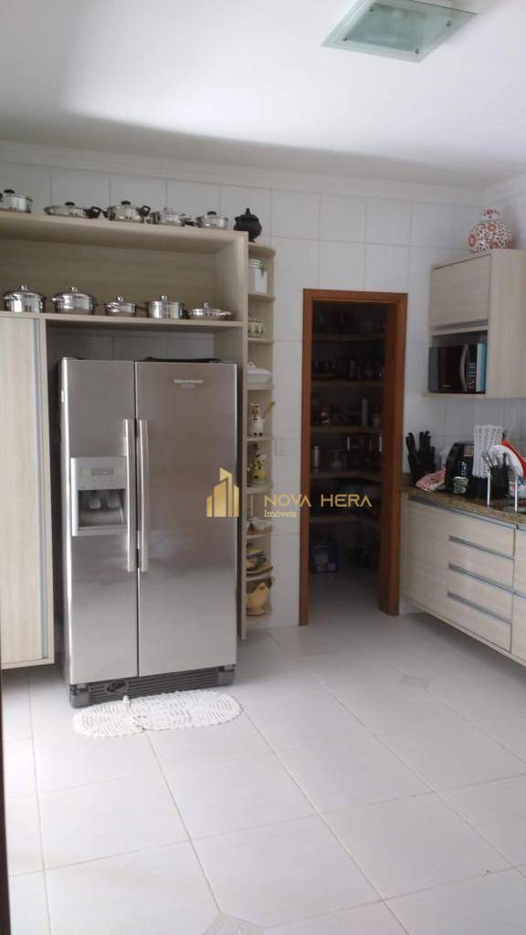 Sobrado à venda com 4 quartos, 386m² - Foto 18