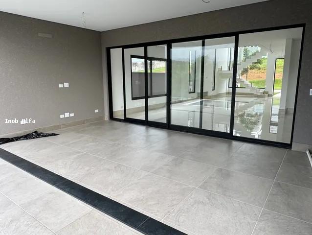 Casa à venda com 4 quartos, 306m² - Foto 10