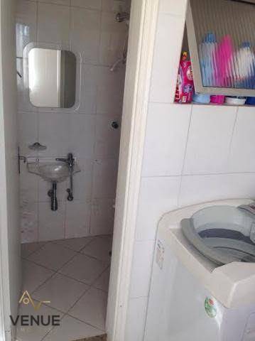 Apartamento à venda com 2 quartos, 70m² - Foto 12