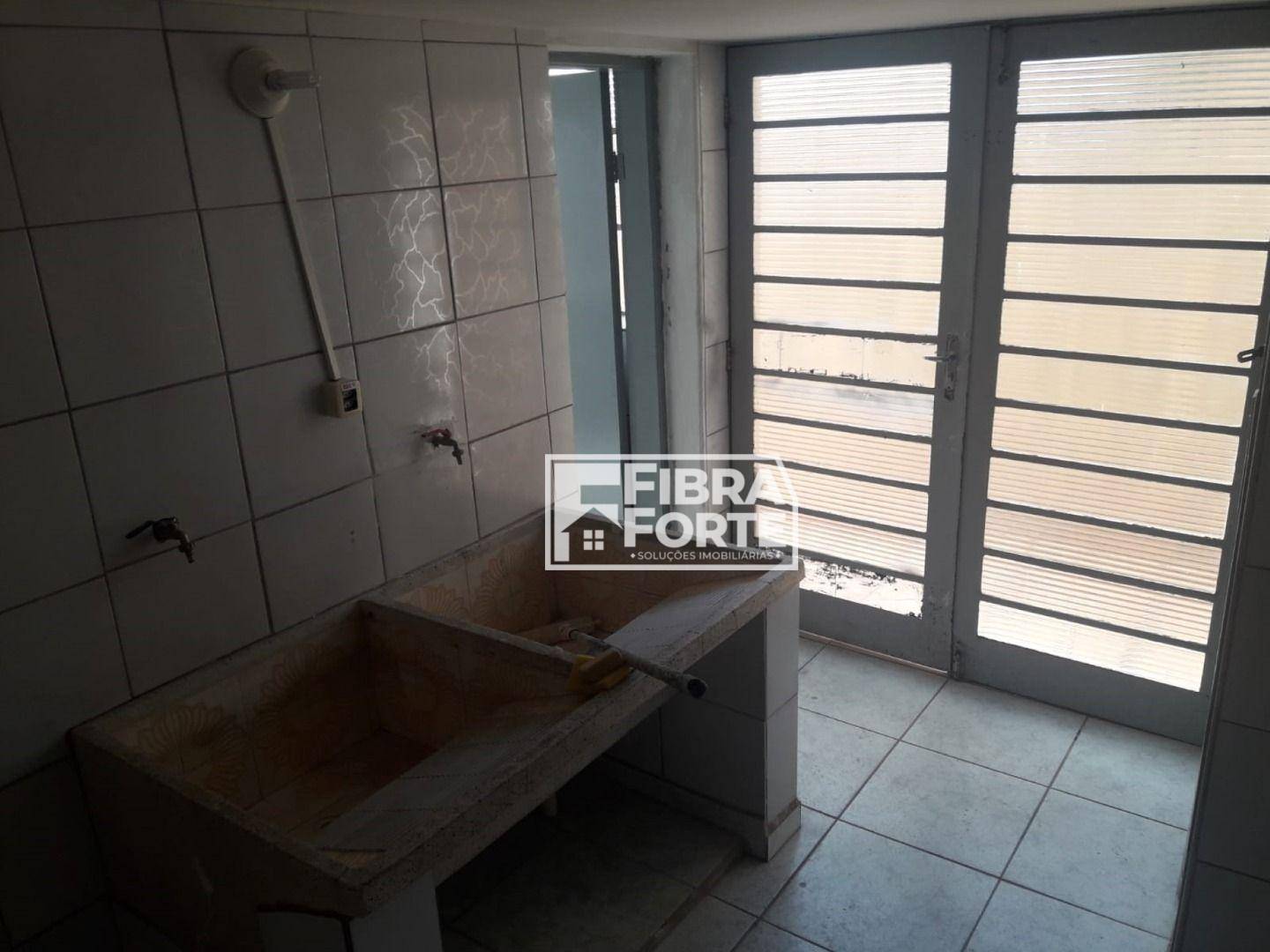 Casa à venda com 4 quartos, 187m² - Foto 16