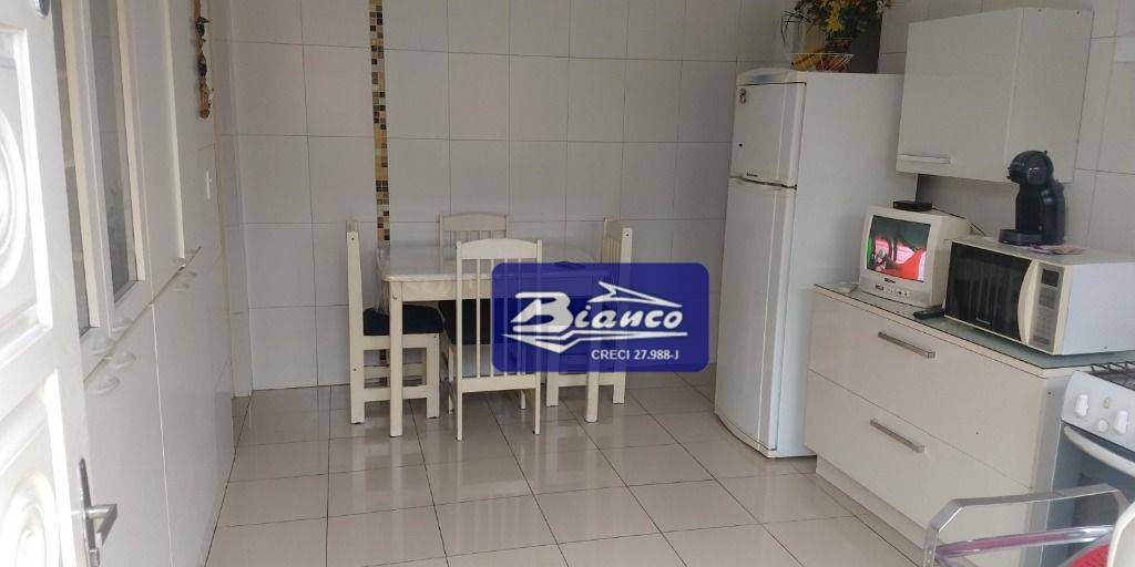 Sobrado à venda com 2 quartos, 180m² - Foto 9