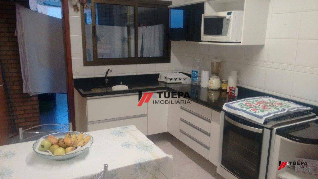 Apartamento à venda com 3 quartos, 123m² - Foto 2