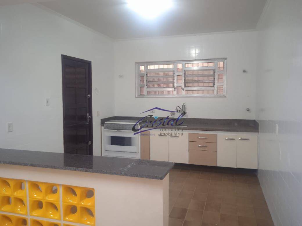 Casa à venda e aluguel com 3 quartos, 170m² - Foto 18