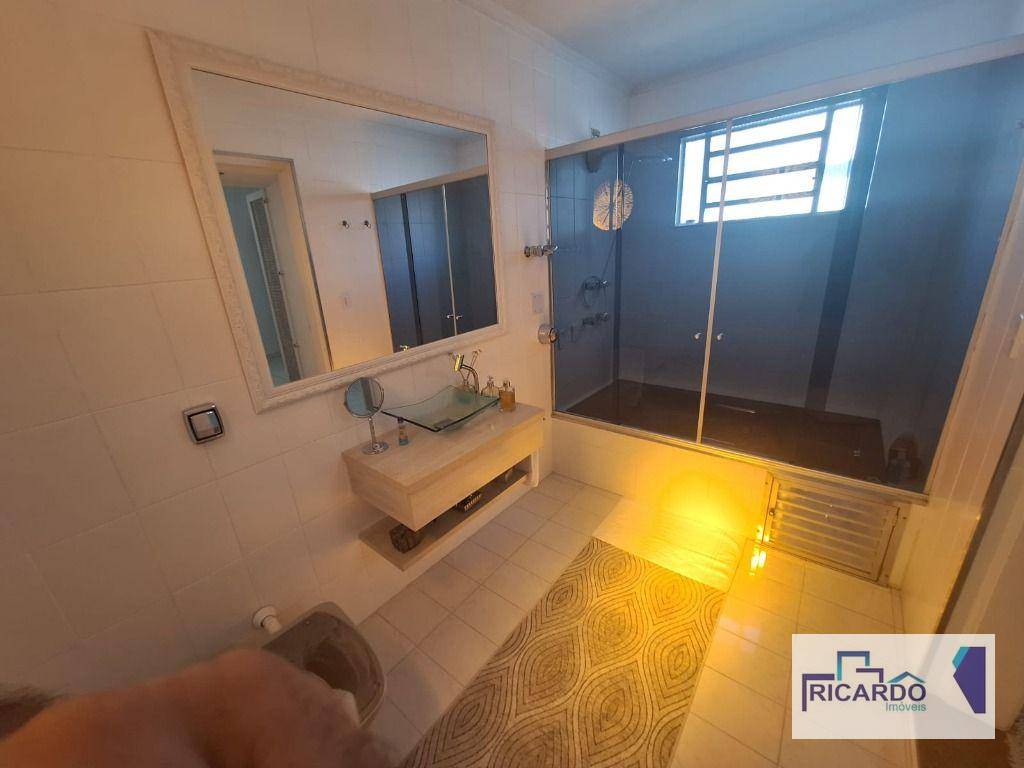 Sobrado à venda com 5 quartos, 238m² - Foto 13