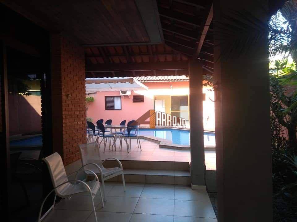 Sobrado à venda com 4 quartos, 350m² - Foto 13