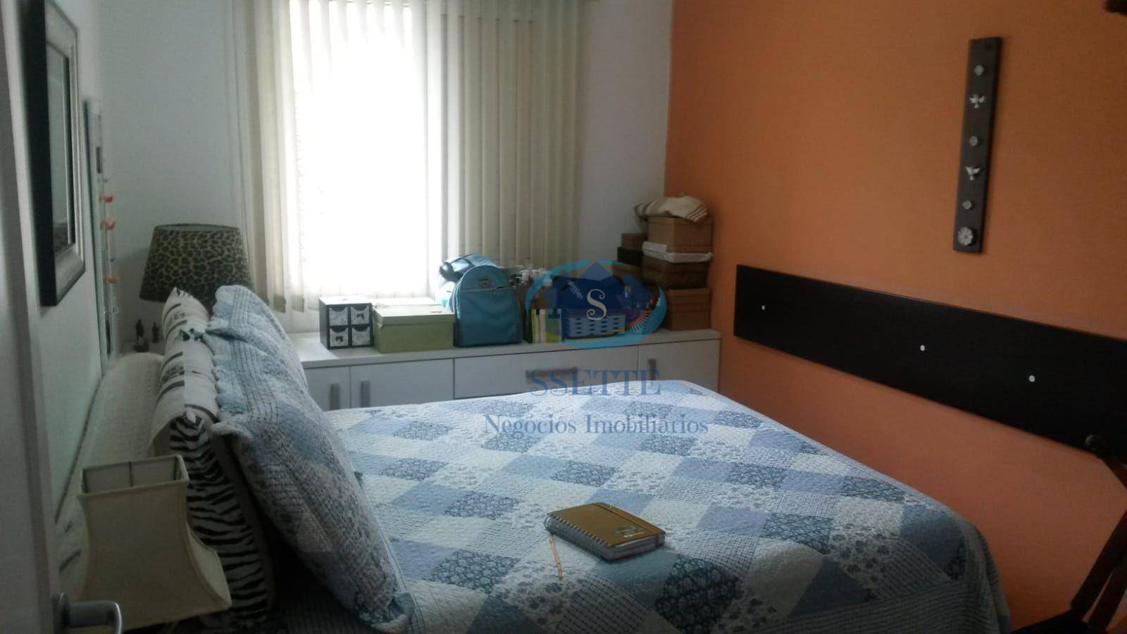 Apartamento à venda com 2 quartos, 72m² - Foto 4