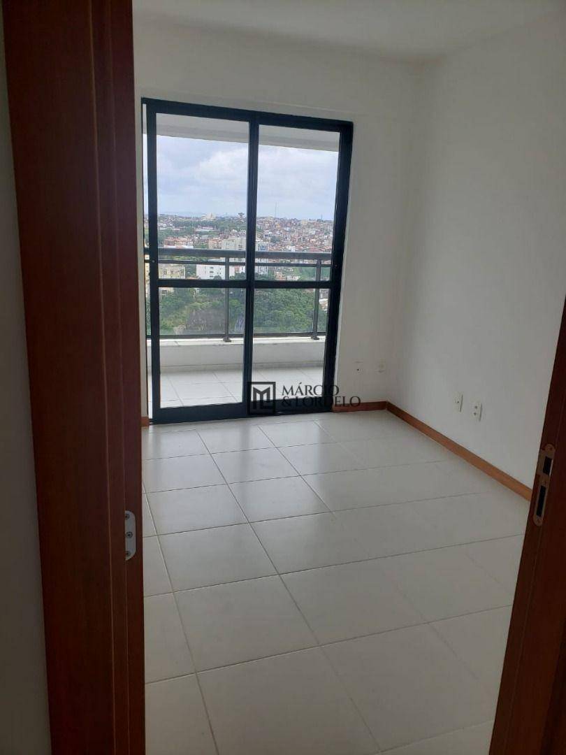 Apartamento à venda com 3 quartos, 97m² - Foto 11