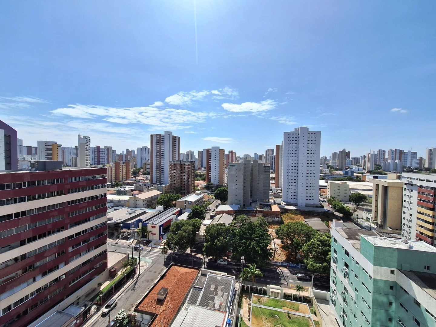 Apartamento para alugar com 2 quartos, 72m² - Foto 17