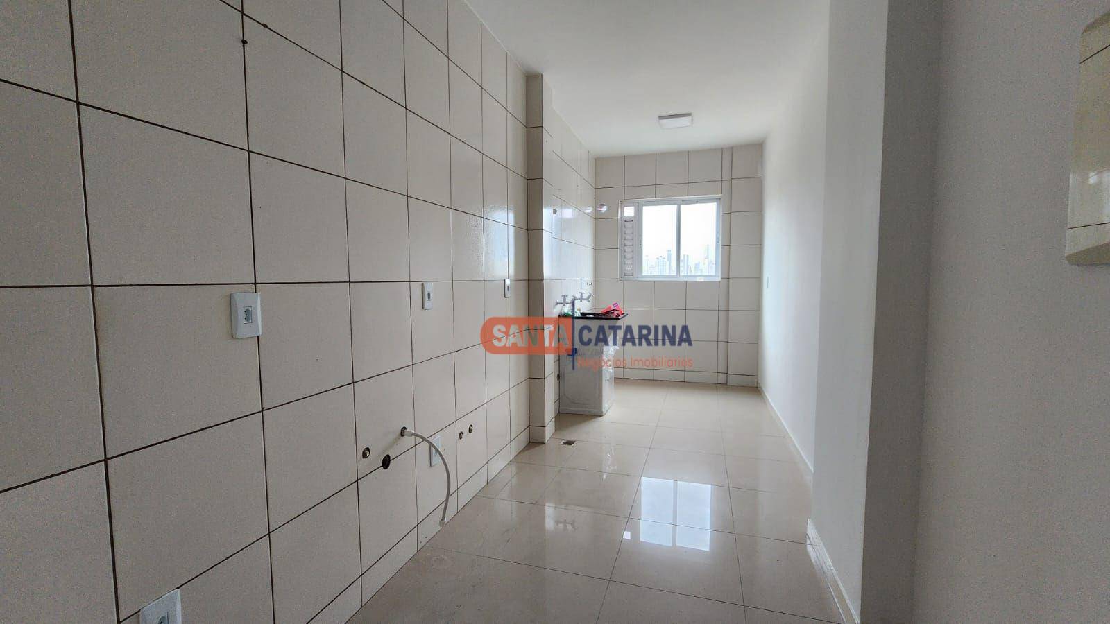 Apartamento à venda com 2 quartos, 86m² - Foto 1