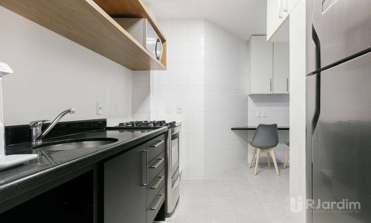 Apartamento para alugar com 3 quartos, 87m² - Foto 9