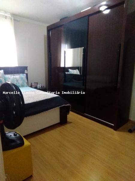 Apartamento à venda com 2 quartos, 60m² - Foto 12