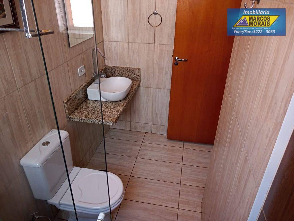 Casa de Condomínio à venda com 3 quartos, 250m² - Foto 12