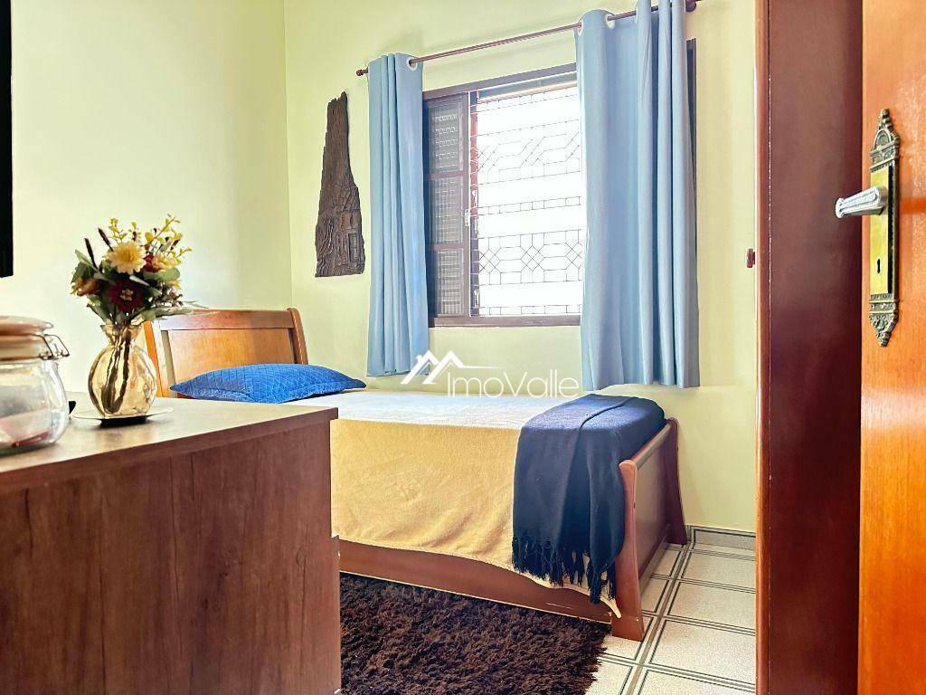 Casa à venda com 3 quartos, 200m² - Foto 16
