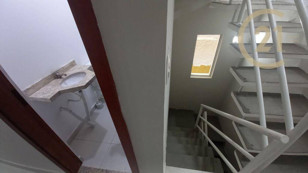 Casa à venda com 3 quartos, 220m² - Foto 23