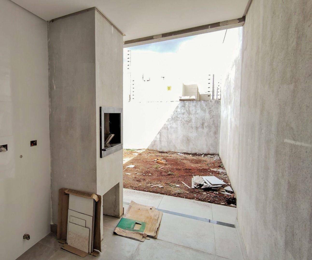 Casa à venda com 3 quartos, 75m² - Foto 8