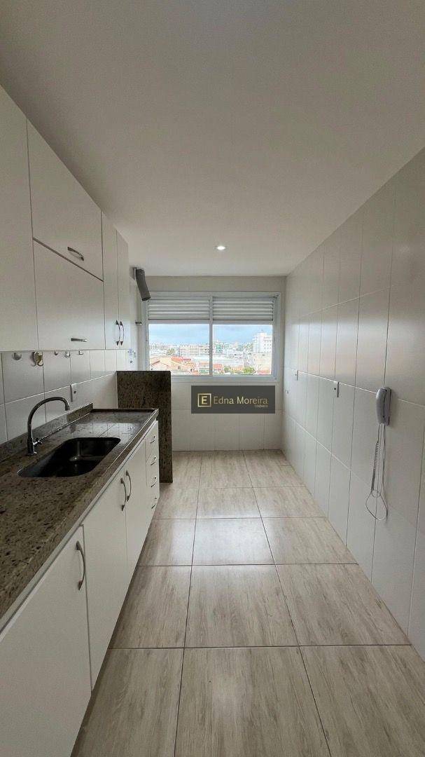 Apartamento à venda com 2 quartos, 90m² - Foto 5