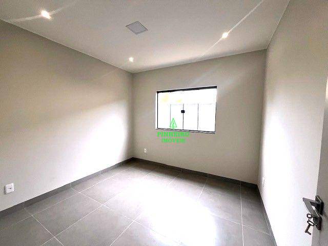Casa à venda com 2 quartos, 70m² - Foto 9