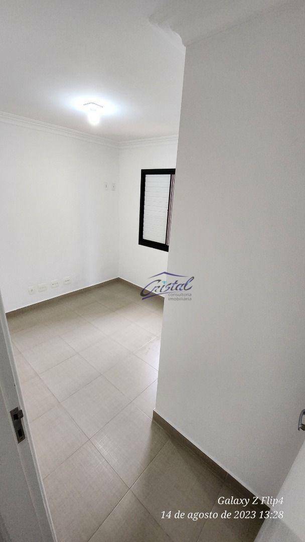 Apartamento à venda com 3 quartos, 92m² - Foto 17