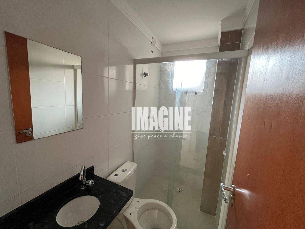 Apartamento à venda com 2 quartos, 37m² - Foto 10