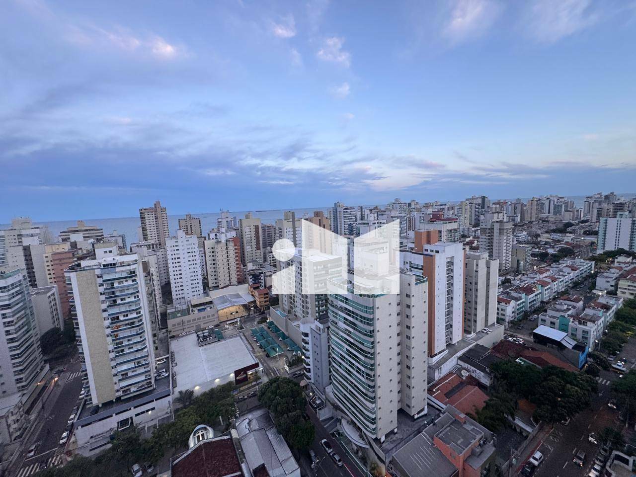 Cobertura à venda com 4 quartos, 220m² - Foto 8