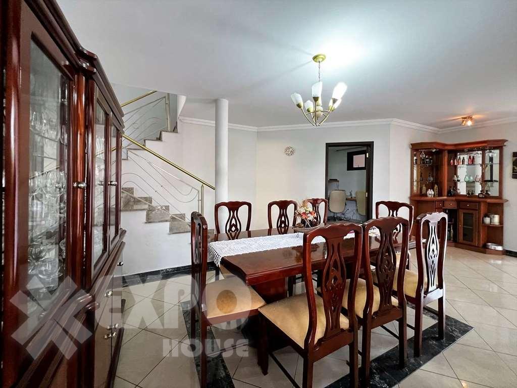 Casa de Condomínio à venda com 3 quartos, 433m² - Foto 15