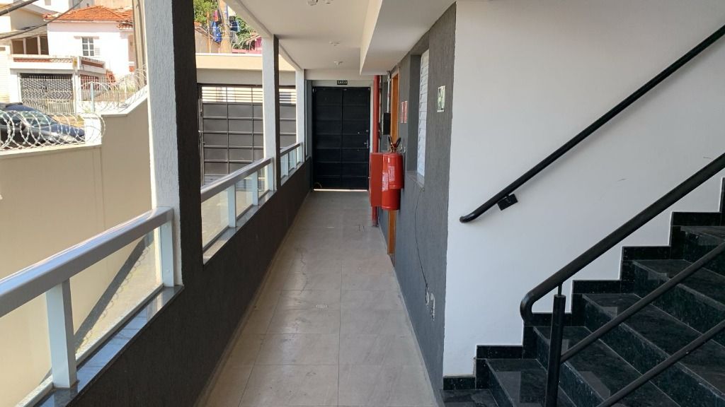 Apartamento à venda com 2 quartos, 35m² - Foto 2