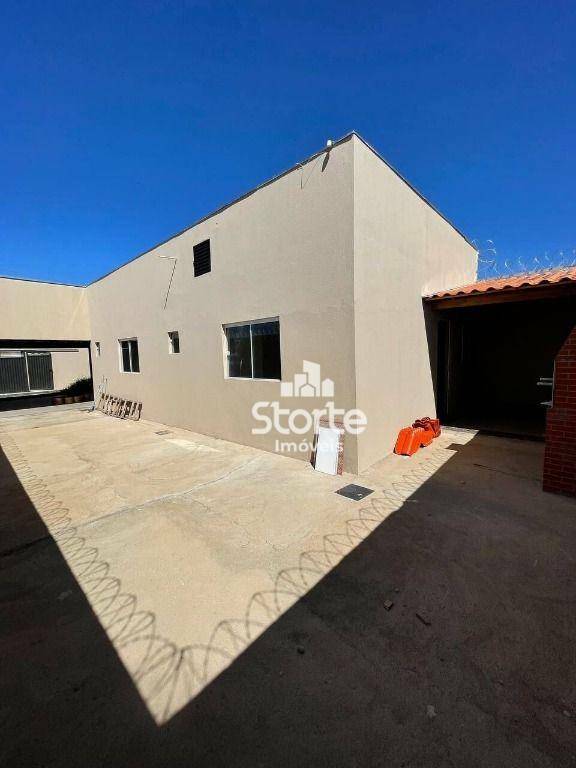 Casa à venda com 2 quartos, 69m² - Foto 18