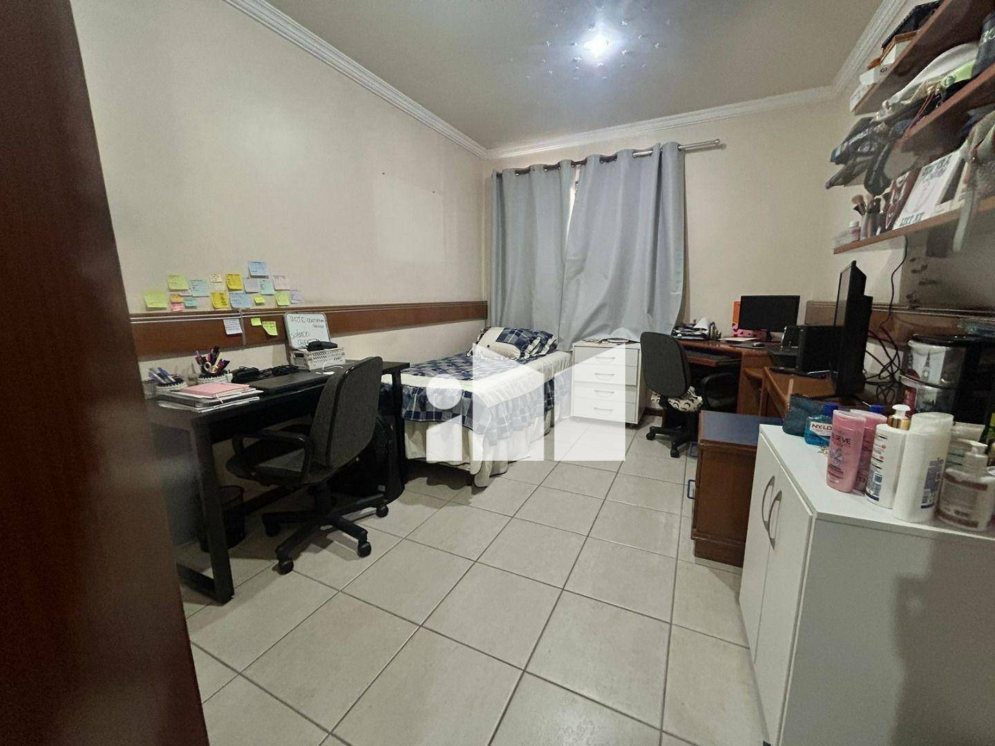 Apartamento à venda com 4 quartos, 250m² - Foto 13