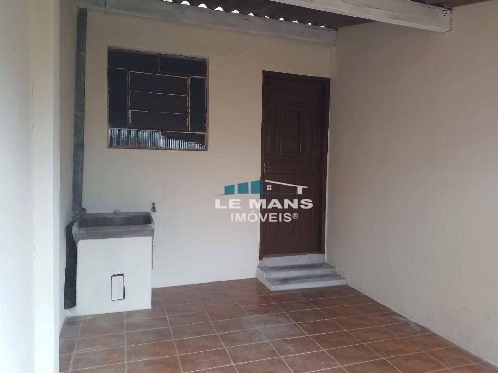 Casa à venda com 3 quartos, 87m² - Foto 3