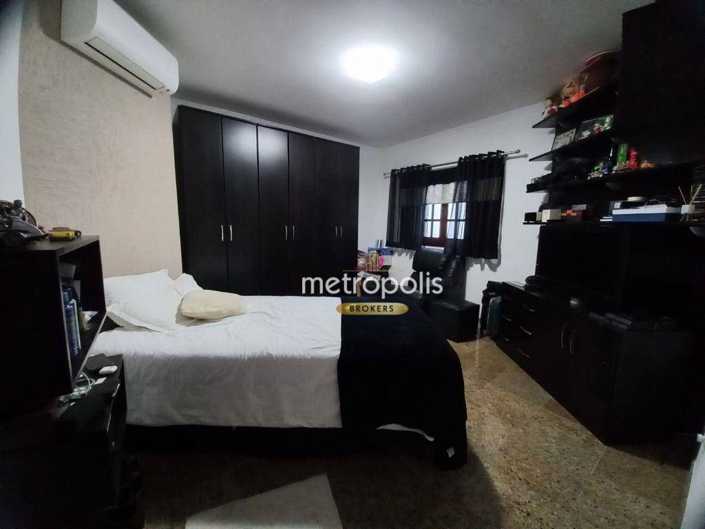 Sobrado à venda com 4 quartos, 354m² - Foto 51