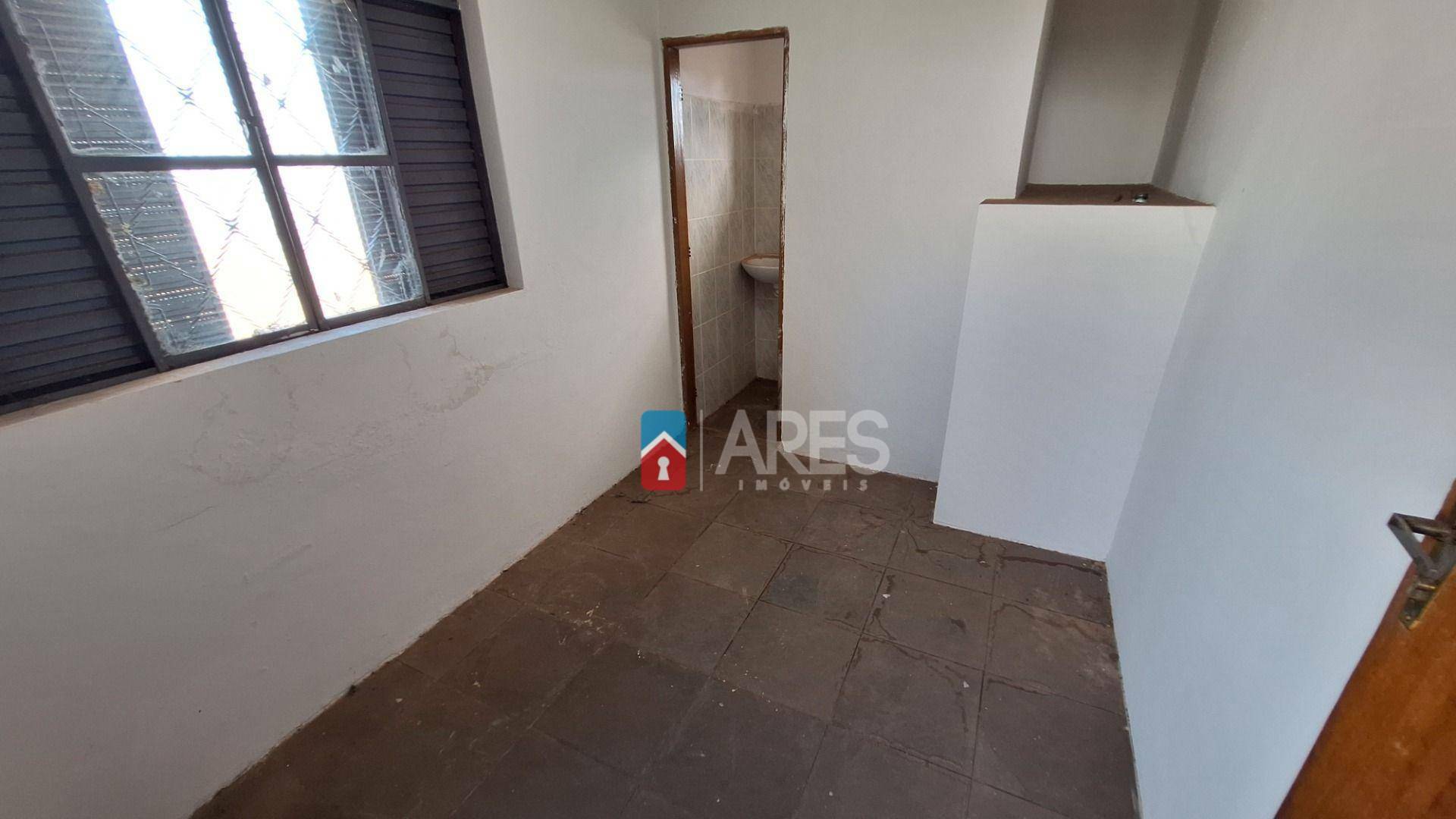 Casa à venda com 5 quartos, 169m² - Foto 15