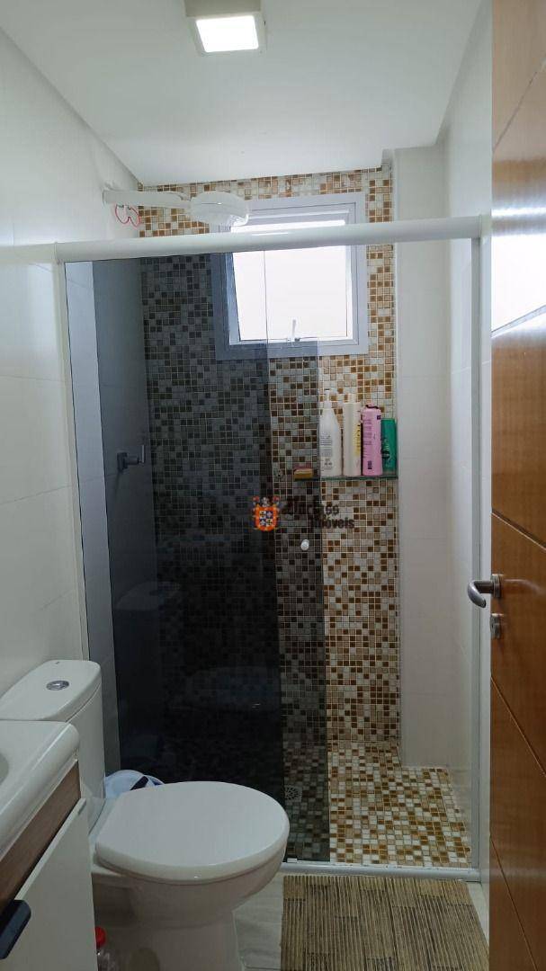 Apartamento à venda com 2 quartos, 75m² - Foto 14