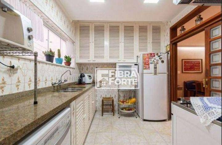 Casa à venda com 4 quartos, 249m² - Foto 17